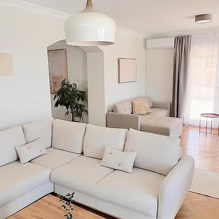 Luxury Villa, דירה