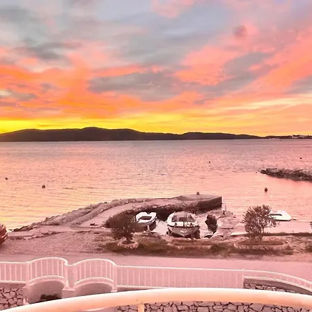 Luxury Villa, * Šibenik